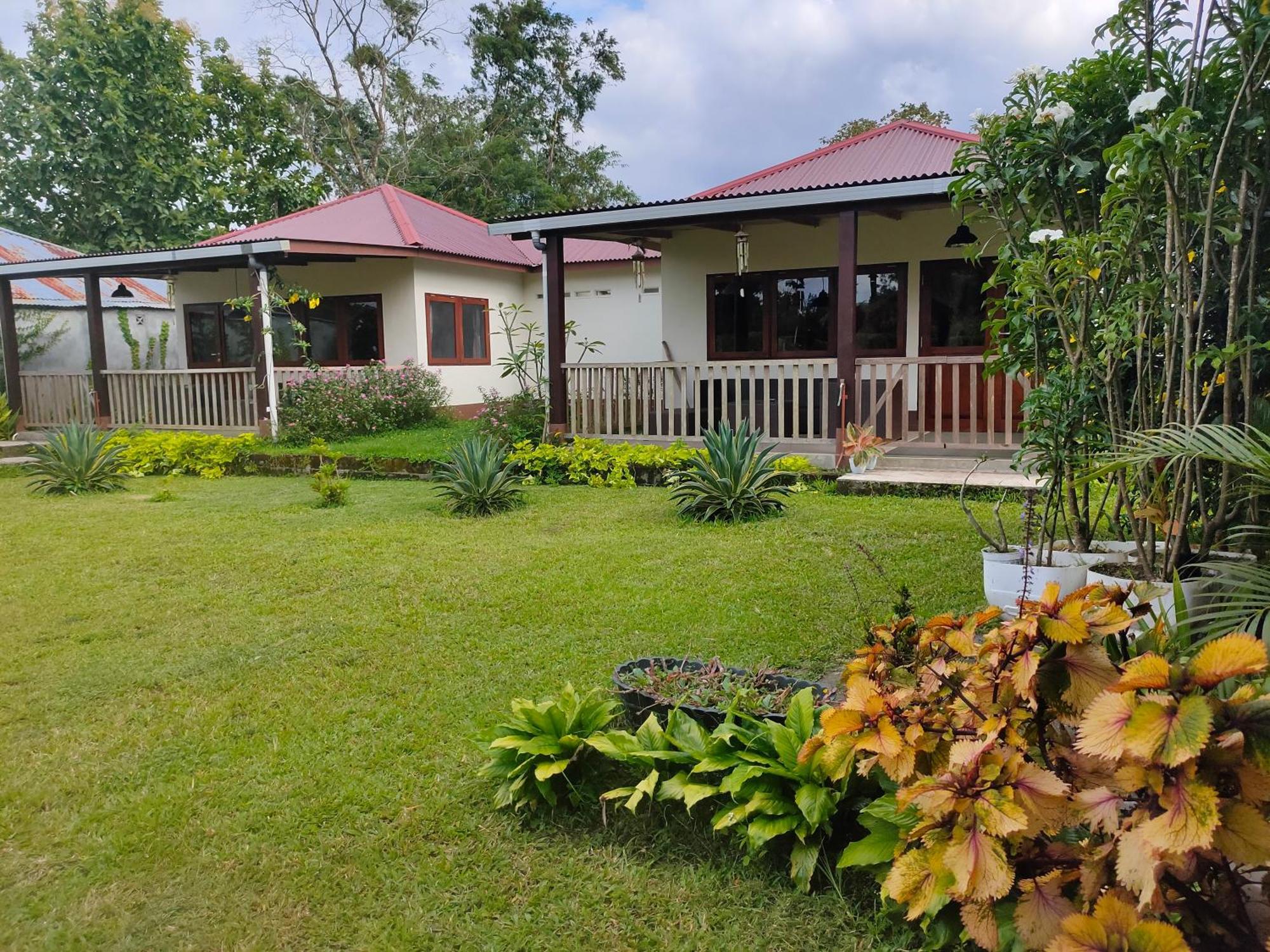 Ilasan Cottage. Tomohon Exterior photo